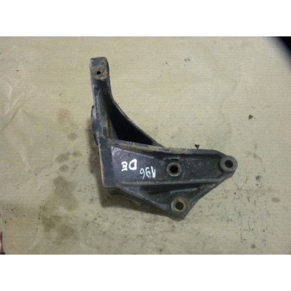 Suporte Do Coxim Cabine Lado Esquerdo Iveco 70c16