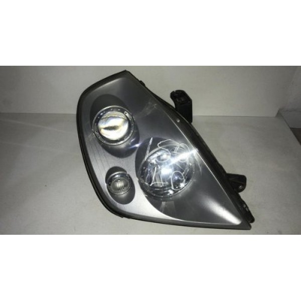 Farol Lado Direito Ssangyong Rexton 2005