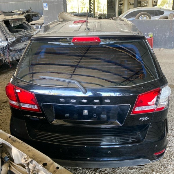 Tampa Traseira Dodge Journey 2008 2009 2010 2011 A 2018