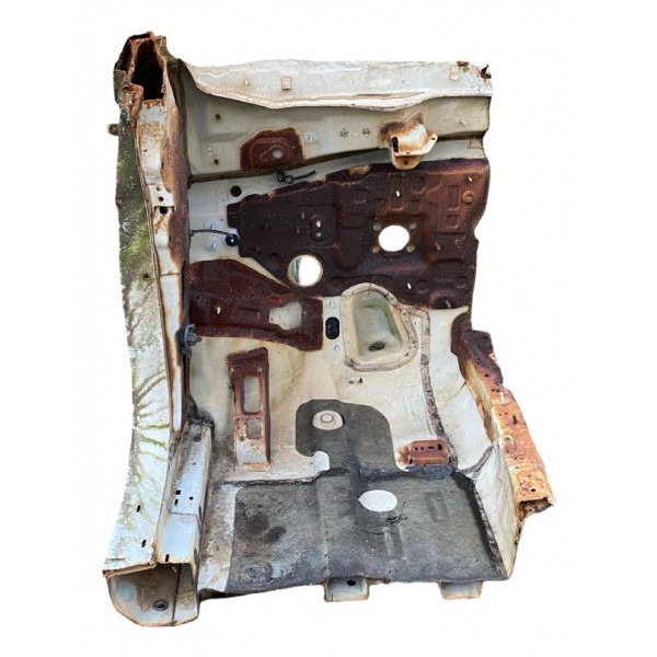 Caixa Roda Dianteira Esquerda Kia Sportage 2011 2012 A 2013 Branco